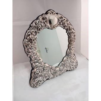 Grote zilveren lijst