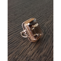 Gouden ring met rookkwarts.