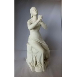 Sevres beeld biddende vrouw