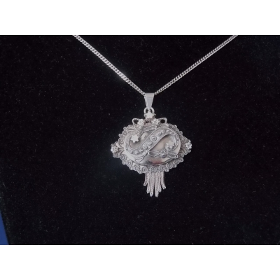 Streek sieraad in zilver