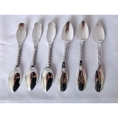 6 Zilveren moccalepeltjes