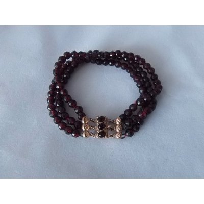 glasgranaat armband/ gouden sluiting